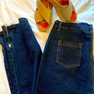 DG2 high-rise stretchy tapered leg Jean with zip